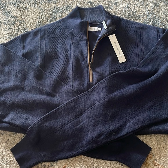 Men’s sweater* - Picture 1 of 4